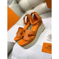 Hermes Sandals